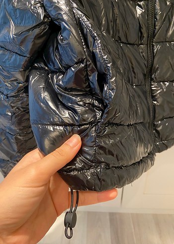 Zara şişme mont - Görsel 3