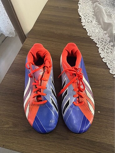 Orjinal Adidas krampon (messi krampon) 36numara 37