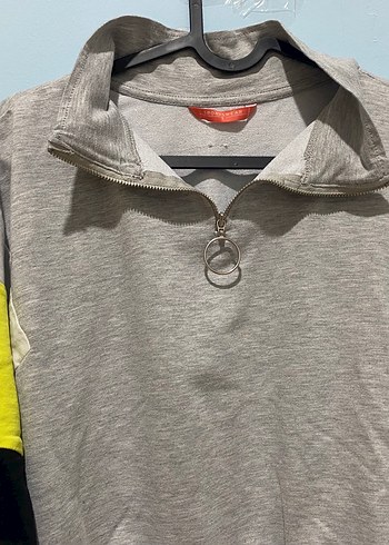 m Beden Yarım Fermuarlı Gri Uzun Kollu Sweatshirt