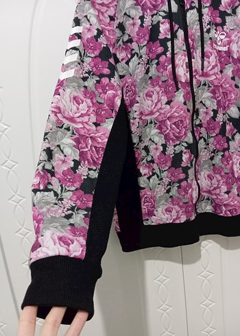 Çiçek Desenli Kapüşonlu Fermuarlı Kadın Ceket - Görsel 3