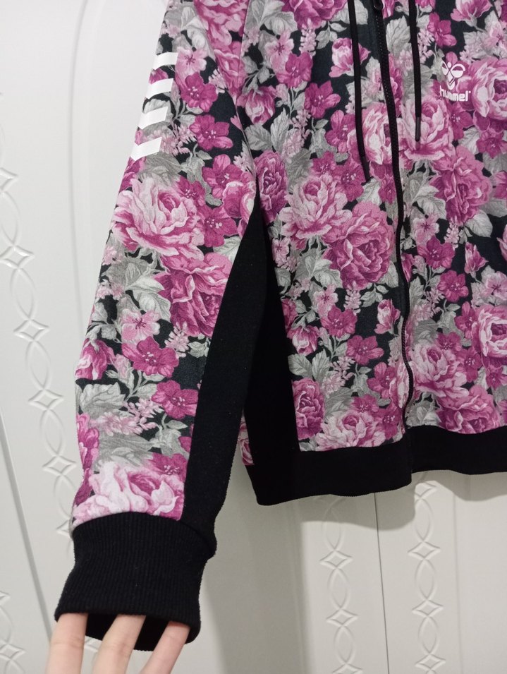 Çiçek Desenli Kapüşonlu Fermuarlı Kadın Ceket - Görsel 3