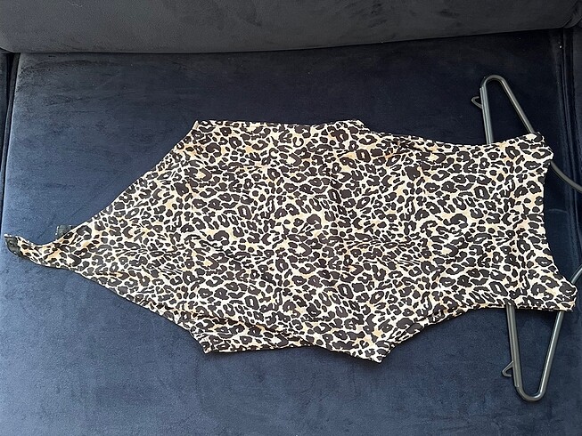 Leopar body