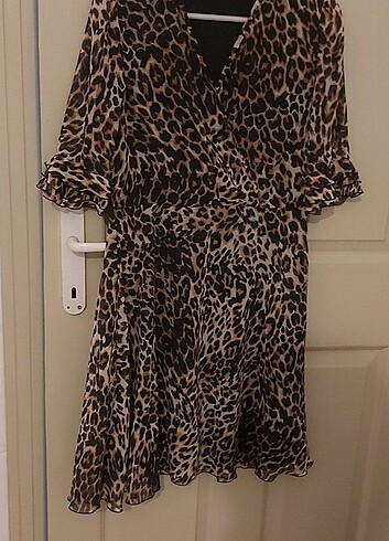 Leopar şifon elbise