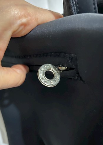 Sade Siyah Paraşüt Kumaş Omuz Çantası - Görsel 3