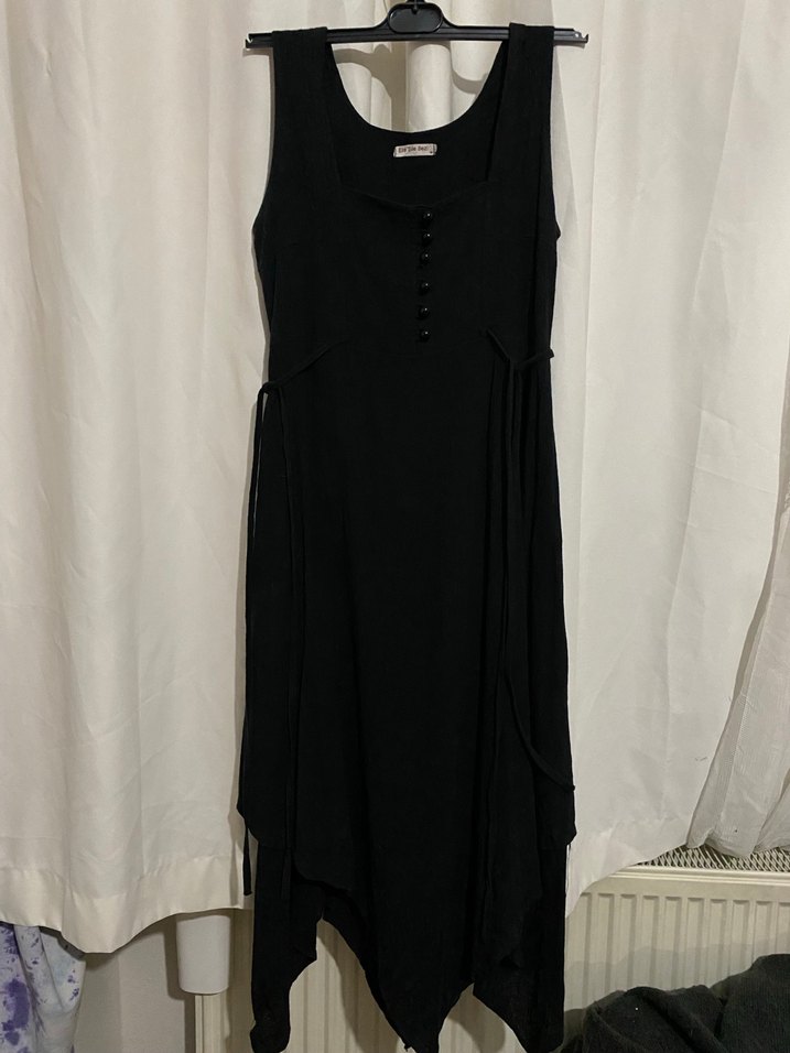 Siyah Kolsuz V Yaka Uzun Şile Bezi Elbise - Görsel 2