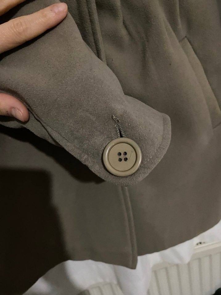 Düğmeli Haki Kadın Kaban - Görsel 4