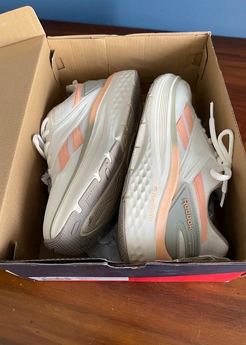 Reebok Bağcıklı Kadın Spor Ayakkabı - Görsel 10