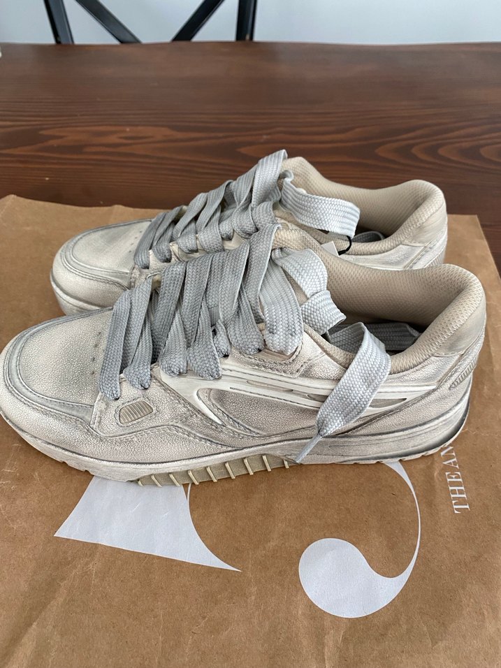 Beyaz Gri Platformlu Eskitme Detaylı Erkek Spor Ayakkabı - Görsel 4