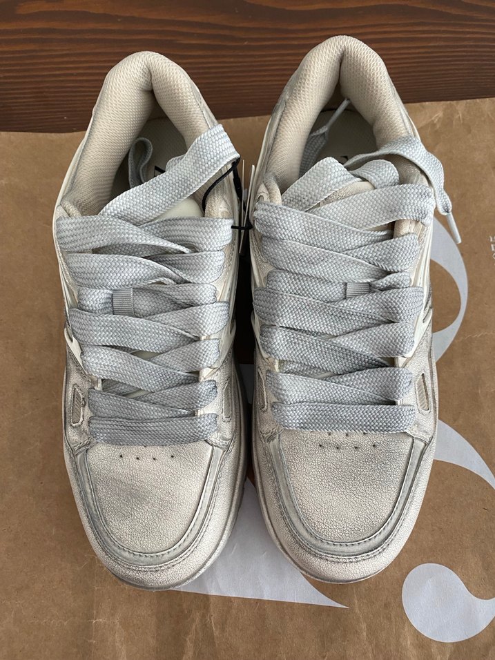 Beyaz Gri Platformlu Eskitme Detaylı Erkek Spor Ayakkabı - Görsel 2