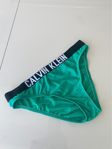 Bikini altı