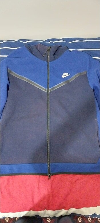 Nike tech fleece xl beden