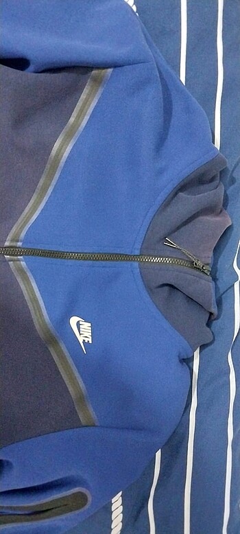 Nike Nike tech fleece xl beden
