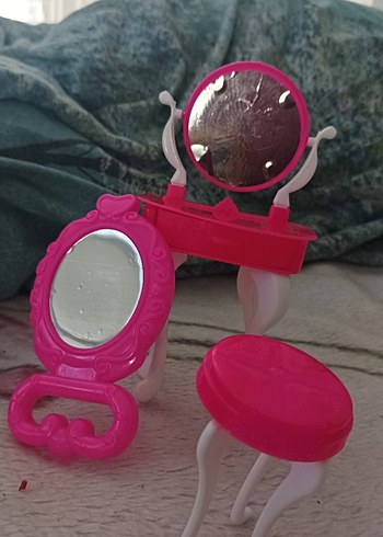 Parlak Pembe Mini Makyaj Seti