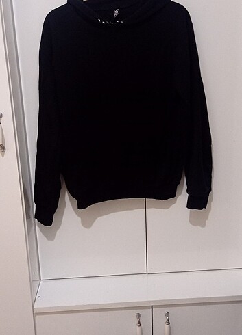 Siyah sweatshirt 