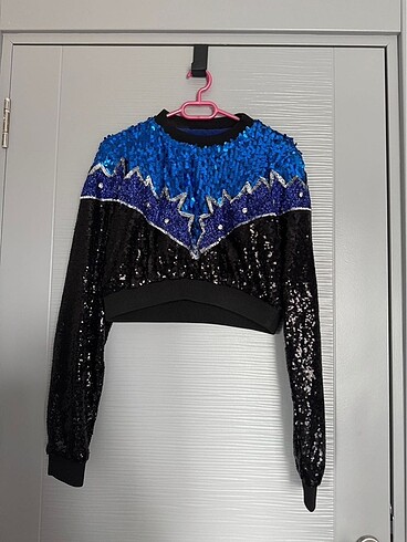 raisa&venesa pullu top