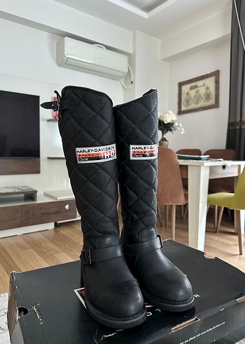 Kadın Siyah Tokalı Biker Dizüstü Bot