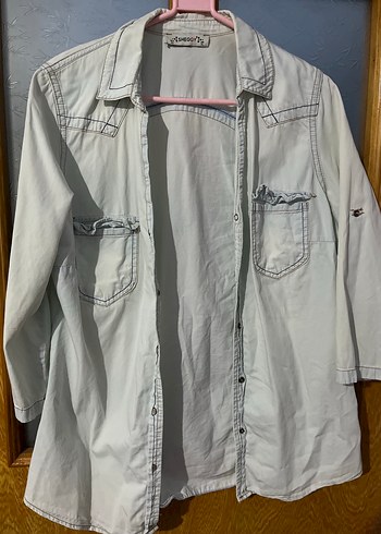 Düğmeli Beyaz Uzun Kollu Denim Gömlek