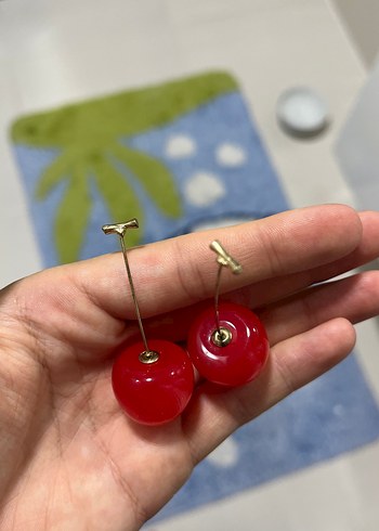 Accessorize Parlak Kırmızı Midi Küpe