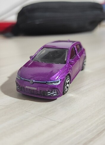 Beden 1 adet WOLKSVAGEN GOLF 2024 MATCHBOX