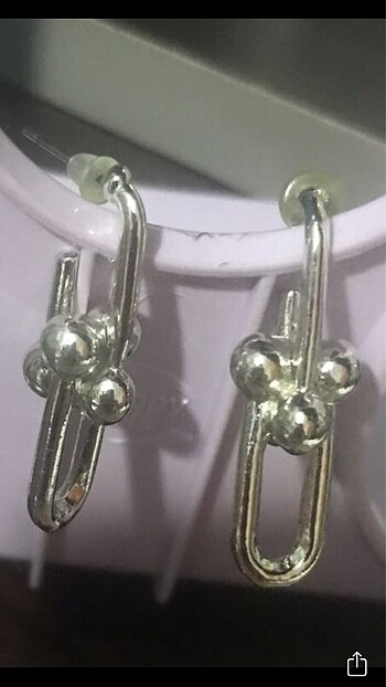  Beden Küpe