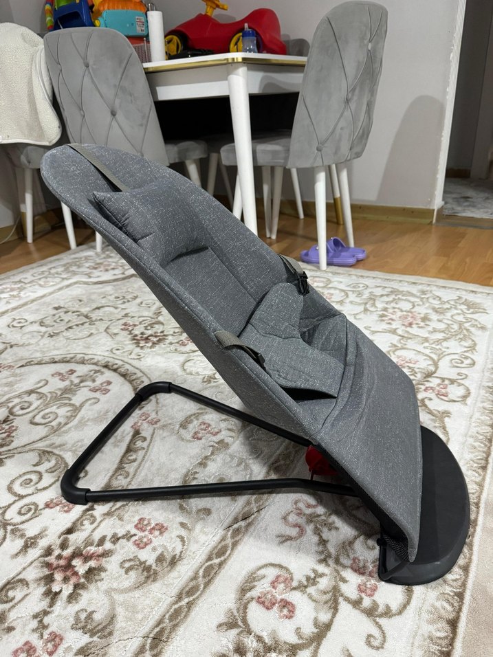 Gri Bebek Taşıma Koltuğu - Görsel 3