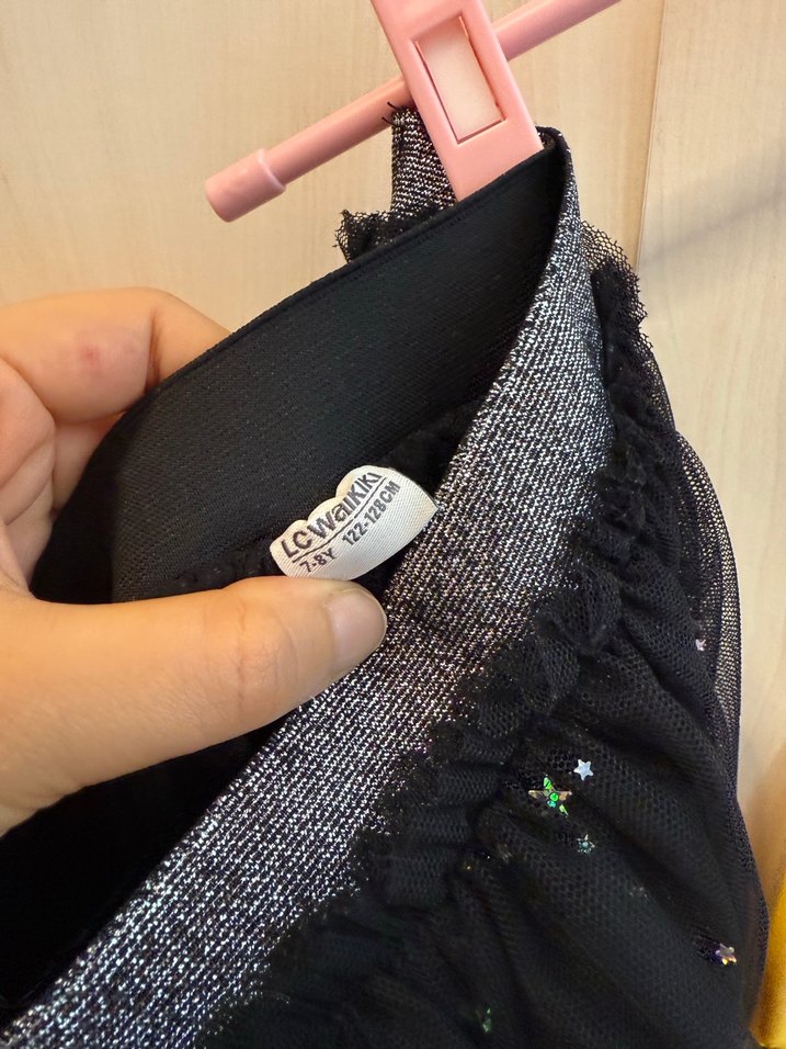 Hiç kullanılmadı Kız Çocuk Simli Siyah Tül Etek - Görsel 2