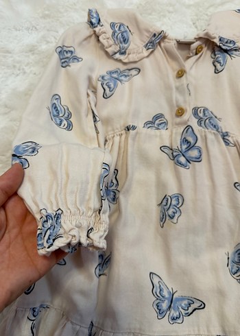 Kelebek Baskılı Bej Kız Elbisesi - Görsel 2