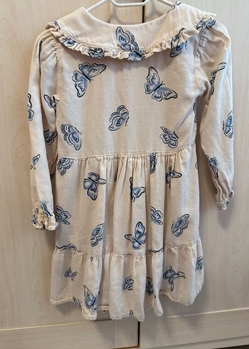 Kelebek Baskılı Bej Kız Elbisesi - Görsel 6