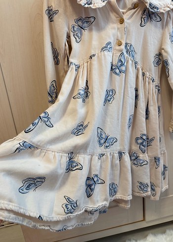 Kelebek Baskılı Bej Kız Elbisesi - Görsel 4