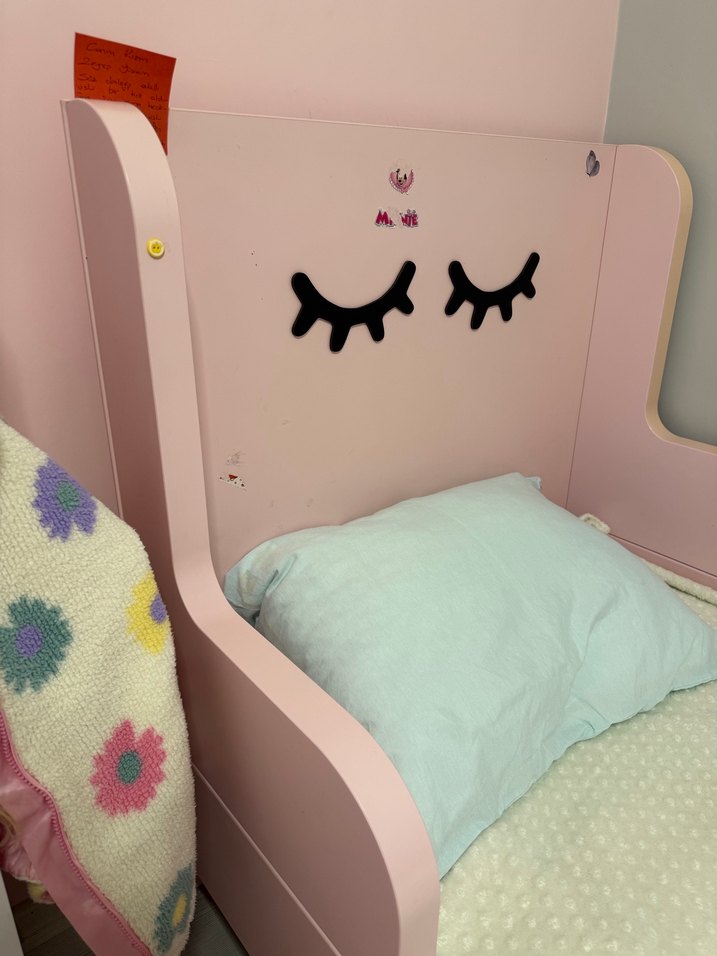 Pastel Pembe İkea  Busunge Uzuyabilen  Çocuk yatağı Karyolası - Görsel 5