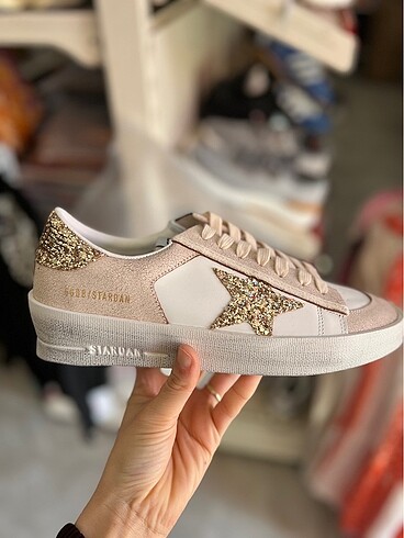 Golden GOOSE