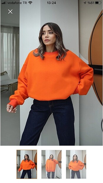 Sweatshirt