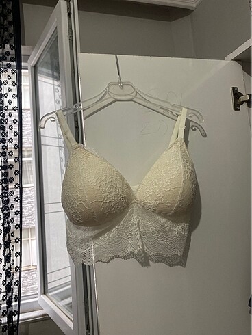 Beyaz bralet
