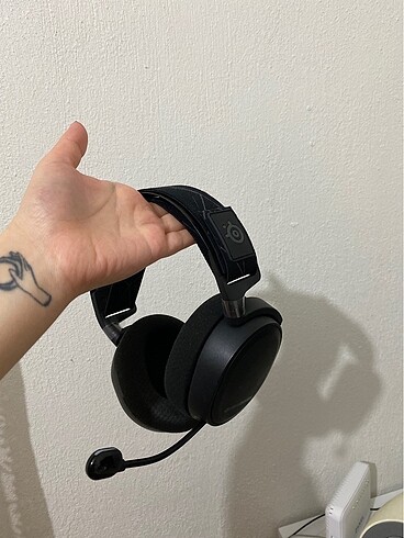 Arctis 7 oyuncu kulaklığı steelseries