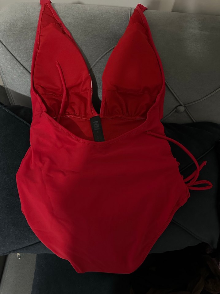 Kırmızı İpli Kadın Mayo - Görsel 3