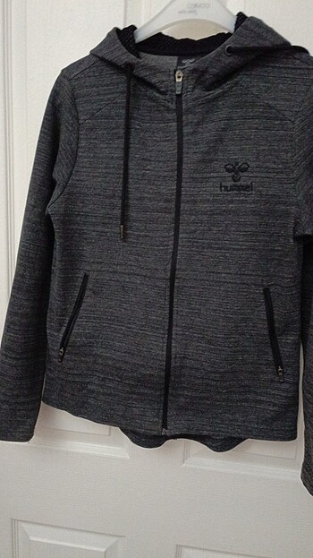 Hummel Hirka