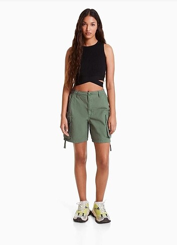 Bershka şort 