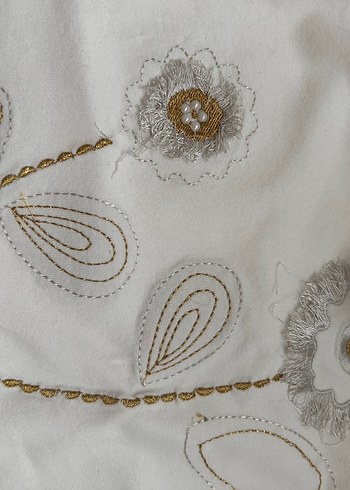 Kız Çocuk Beyaz Nakışlı Dantel Elbise - Görsel 5