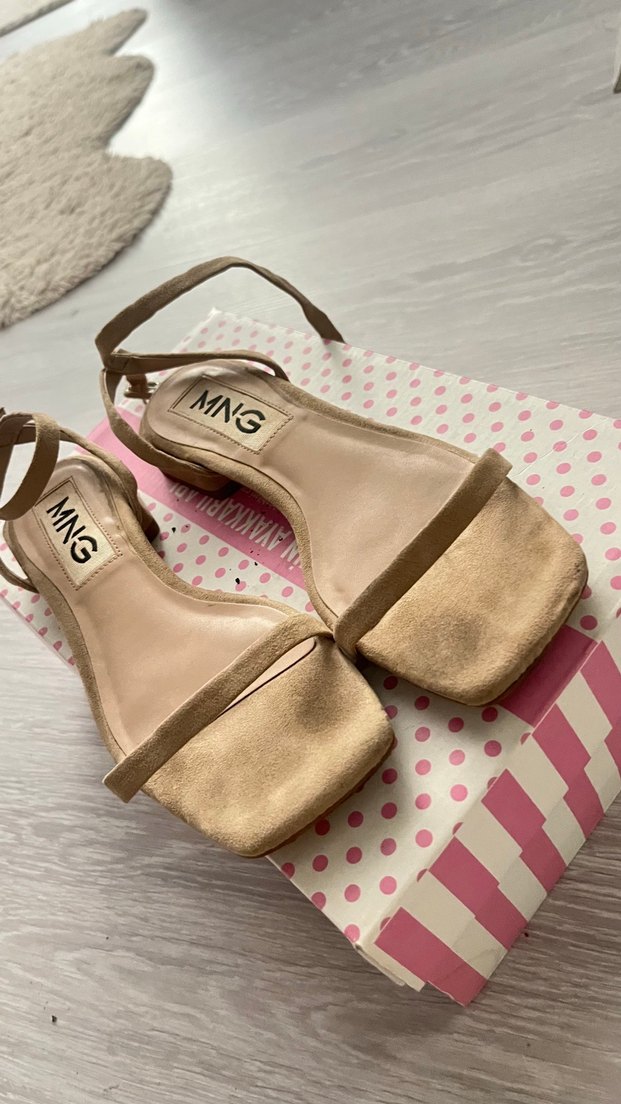 Bej Süet Topuklu Kadın Sandalet - Görsel 3