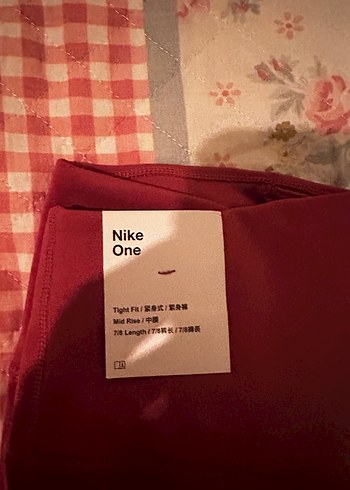 s Beden kırmızı Renk Nike Kırmızı Baskılı Kadın Tayt