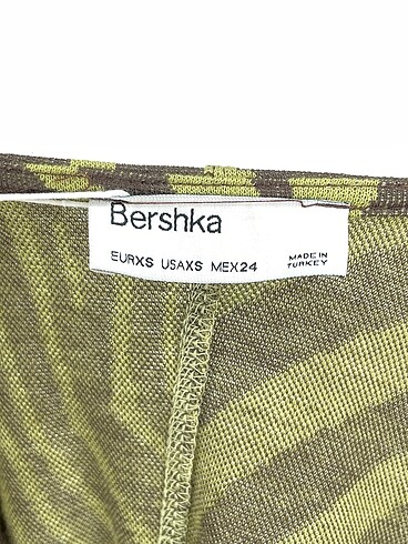 xs Beden çeşitli Renk Bershka Kısa Elbise %70 İndirimli.