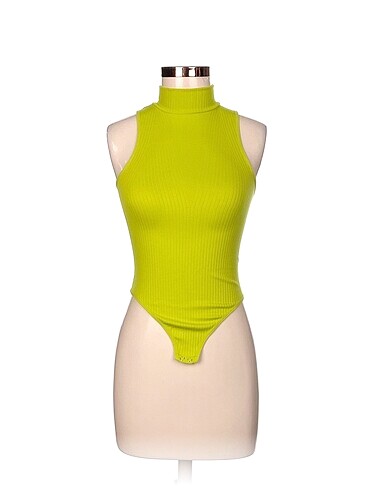 Bershka Bluz %70 İndirimli.