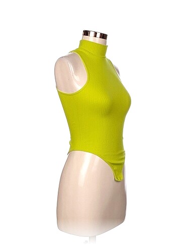 Bershka Bershka Bluz %70 İndirimli.