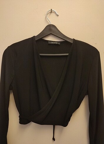 Trendyol & Milla Crop bluz