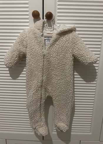 Zara bebek peluş tulum