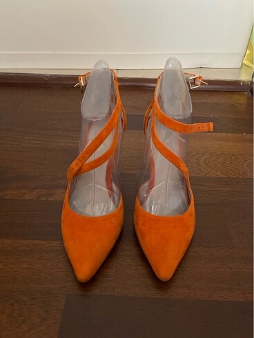 Aldo Aldo Bilekten bağlı Stiletto