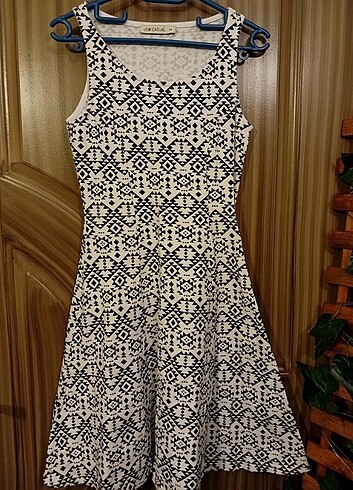 LC Waikiki Lcwkiki Marka desenli altı kloş elbise