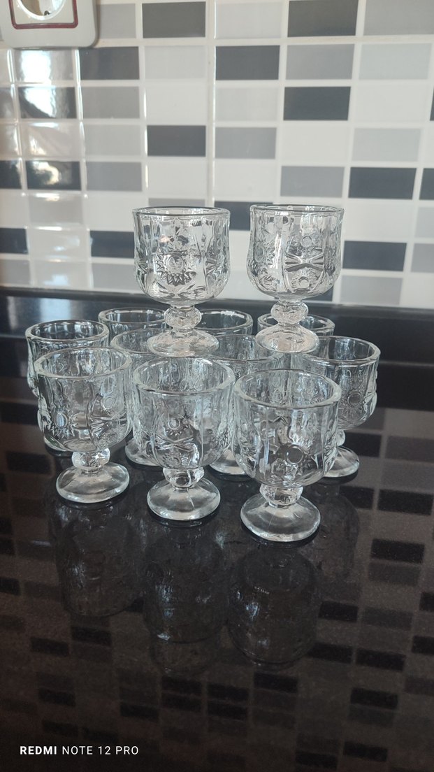 Kahve yanı Ayaklı İşlemeli Cam Bardak Seti - Görsel 3