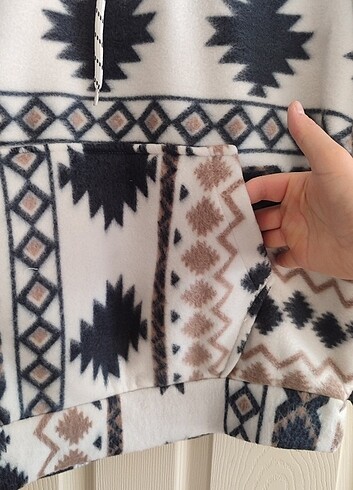44 Beden Polar Sweatshirt