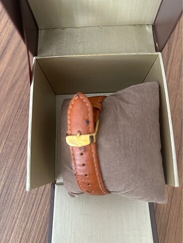Beden camel Renk Massimo Dutti saat
